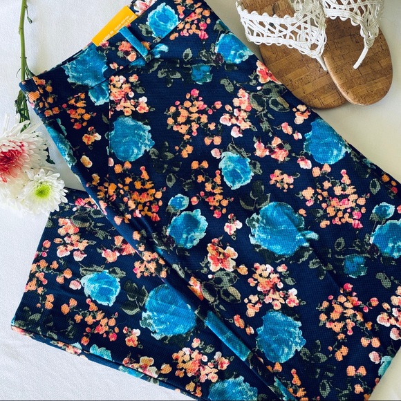 Merona Pants - 🌺Floral Ankle Length Classic Fir Merona Pants